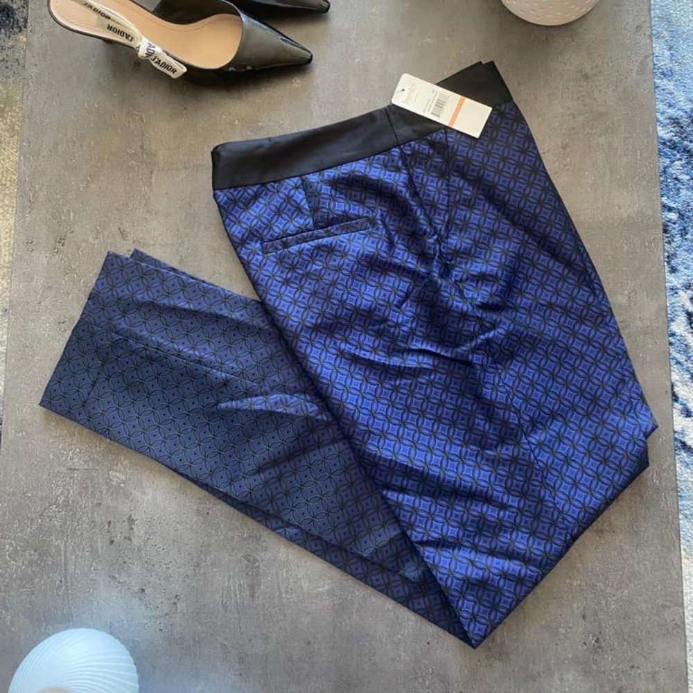 Blue Laundry Capri
